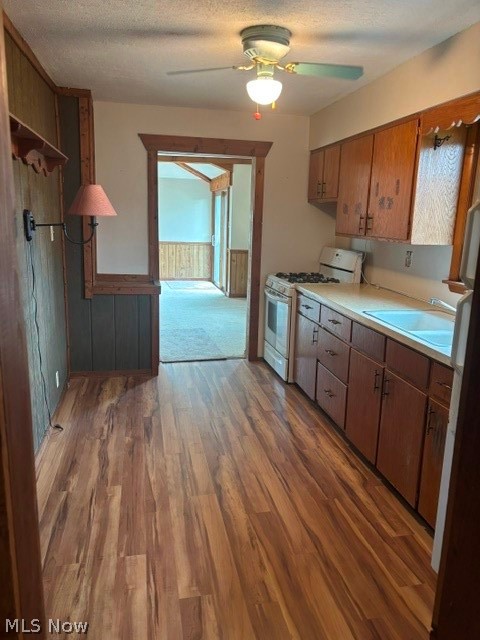 18061 Derr Avenue Property Photo 11