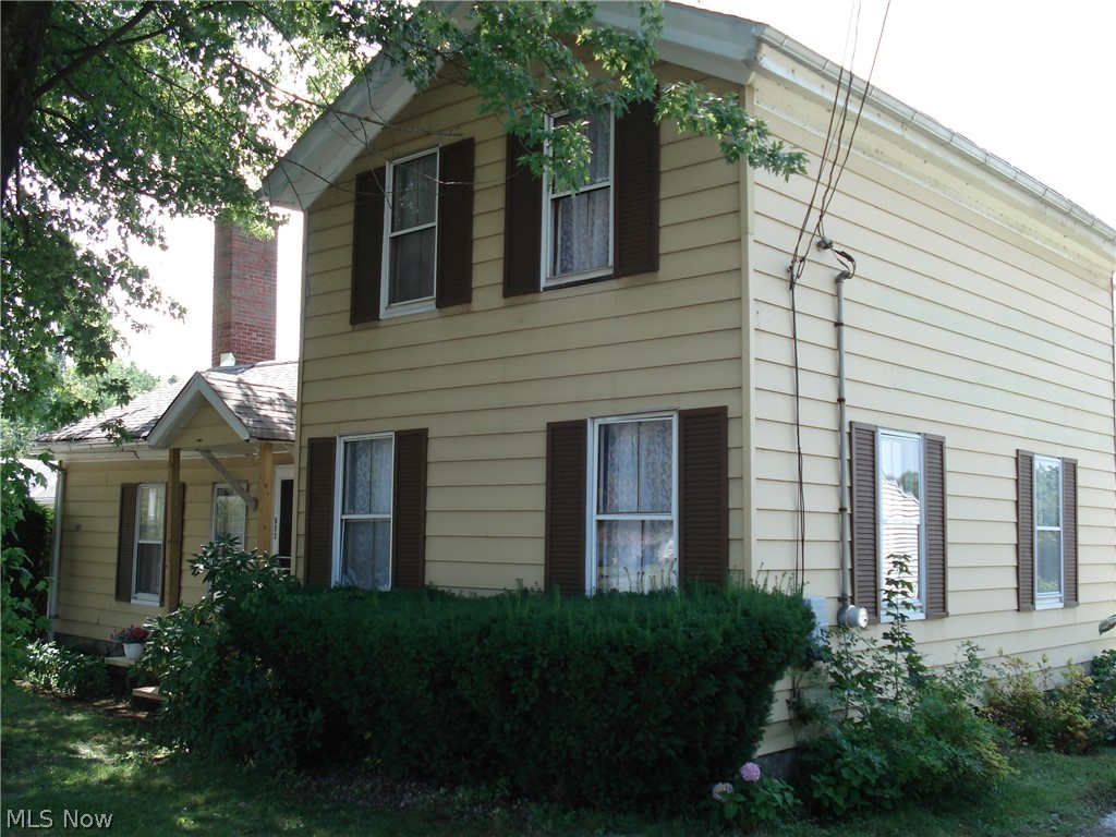 852 S Broadway Property Photo 1
