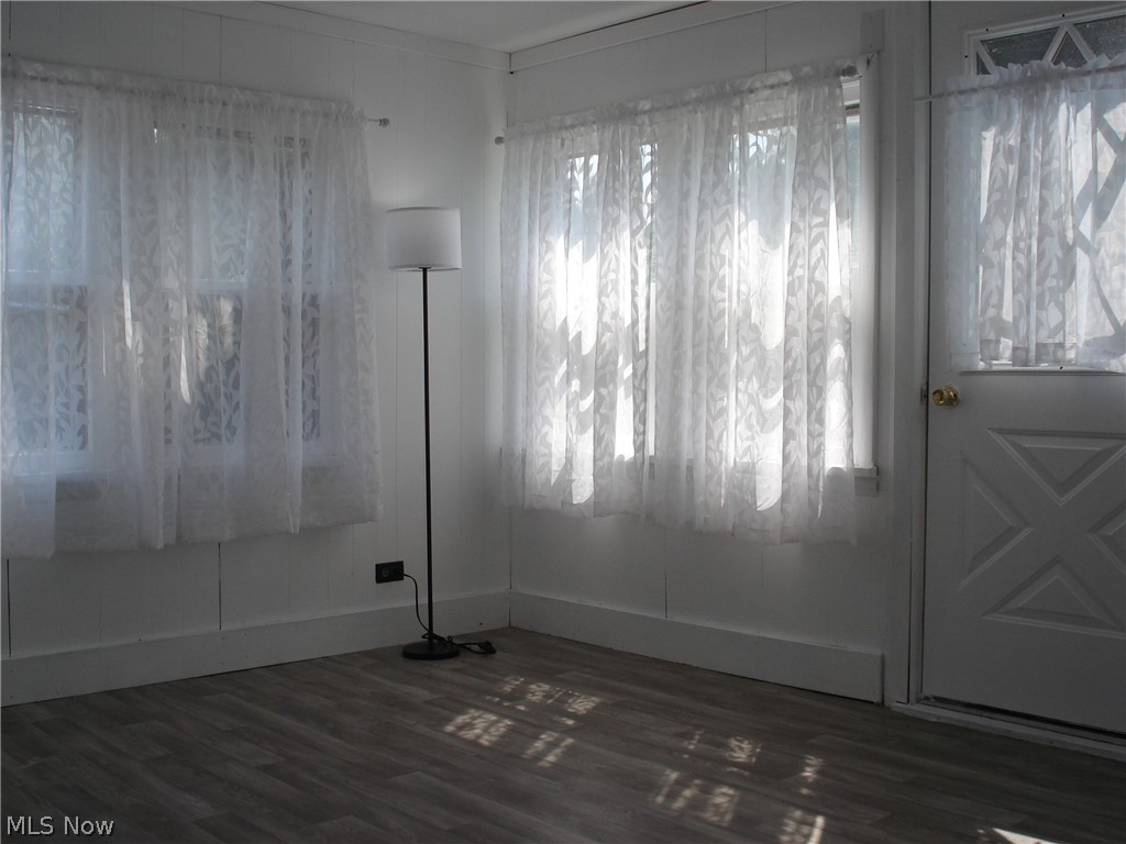 852 S Broadway Property Photo 11