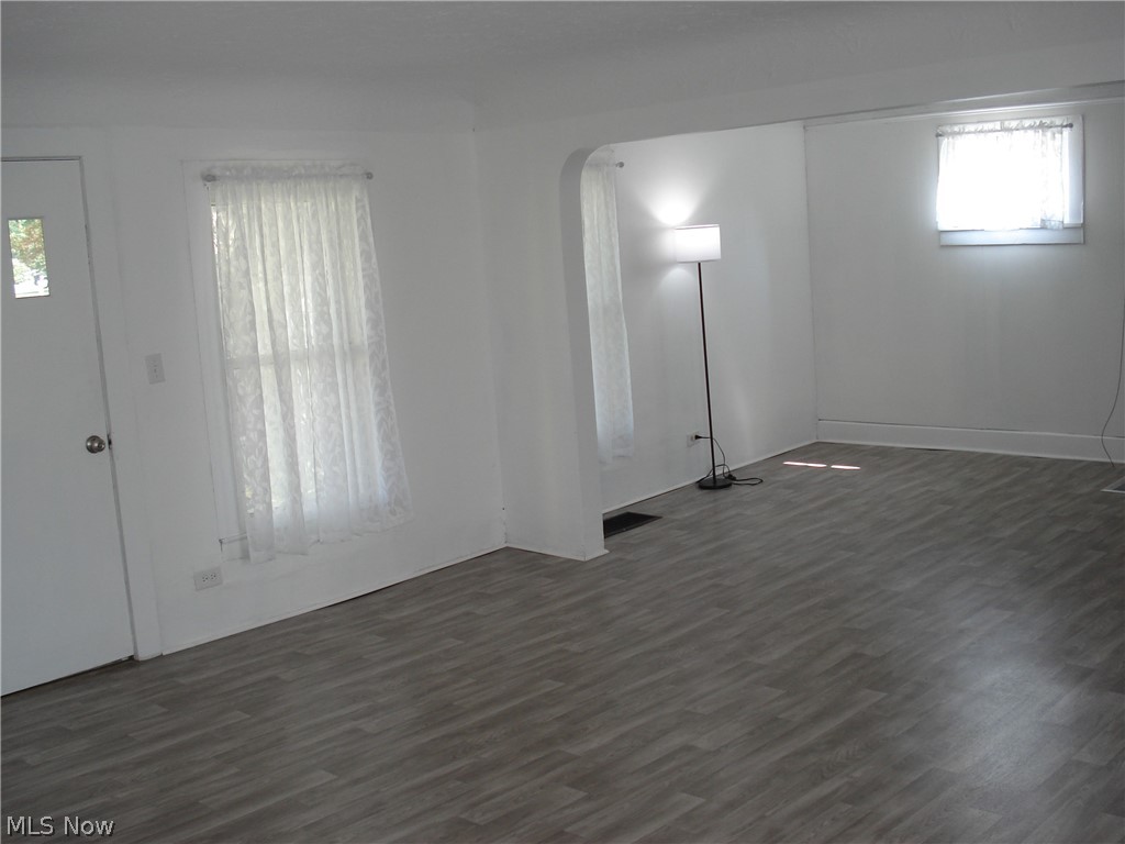 852 S Broadway Property Photo 12