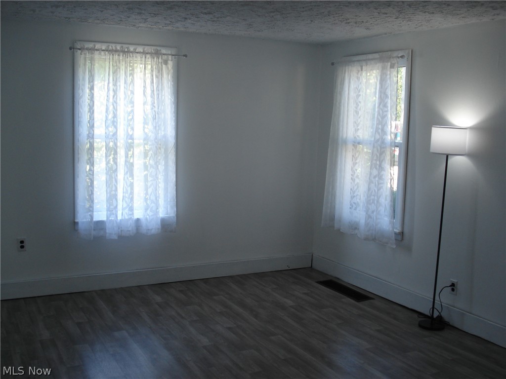 852 S Broadway Property Photo 14