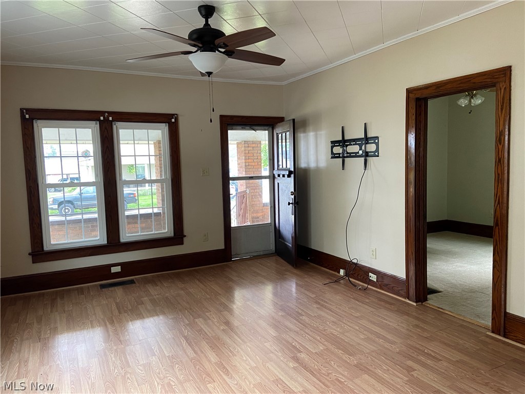 528 S River Street Property Photo 3