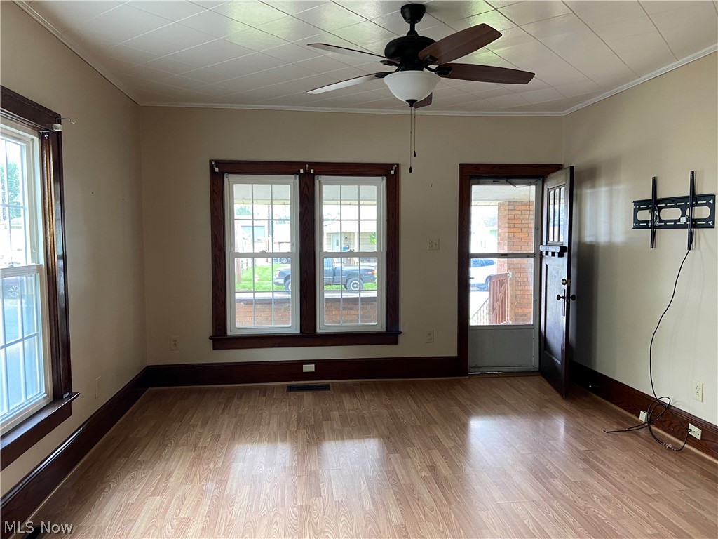 528 S River Street Property Photo 4