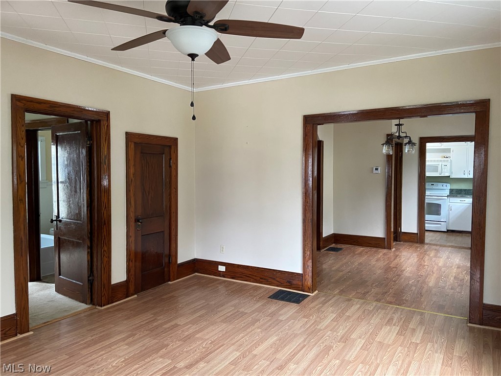 528 S River Street Property Photo 5