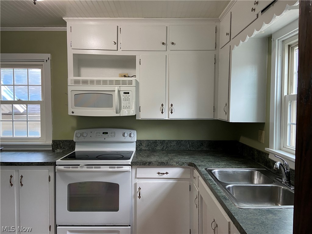 528 S River Street Property Photo 17