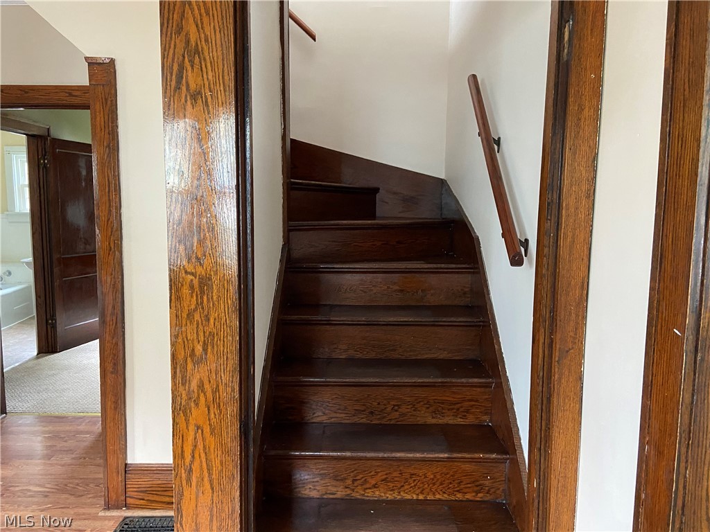528 S River Street Property Photo 27