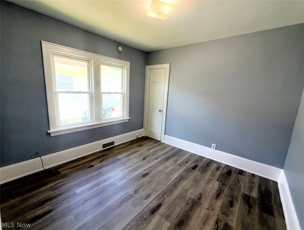751 Merton Avenue Property Photo 11