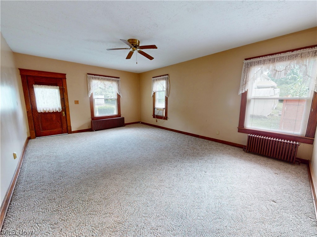 320 Ontario Street Property Photo 8