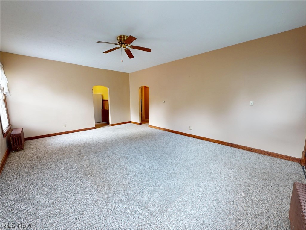 320 Ontario Street Property Photo 9