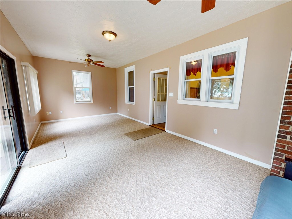 320 Ontario Street Property Photo 20