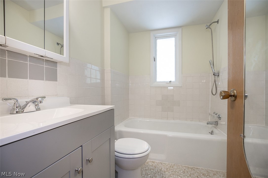 5144 Orchard Park Drive Property Photo 24