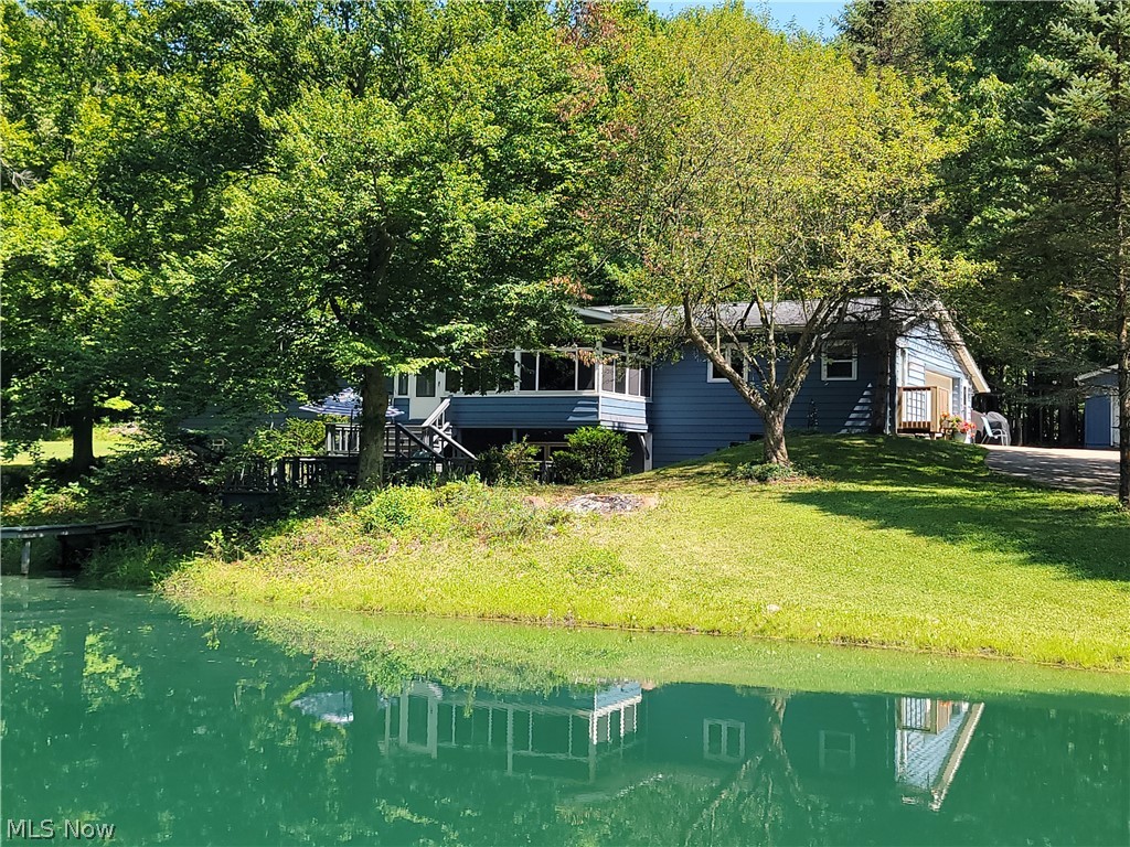 5945 Deerview Lane Property Photo 1