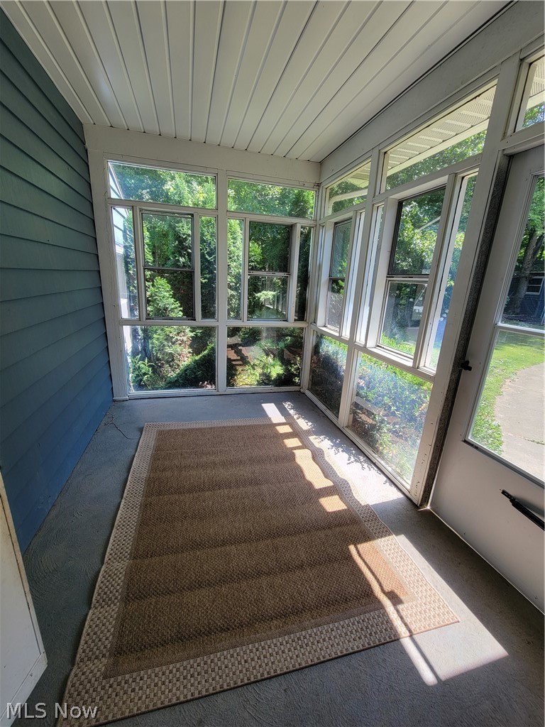 5945 Deerview Lane Property Photo 23
