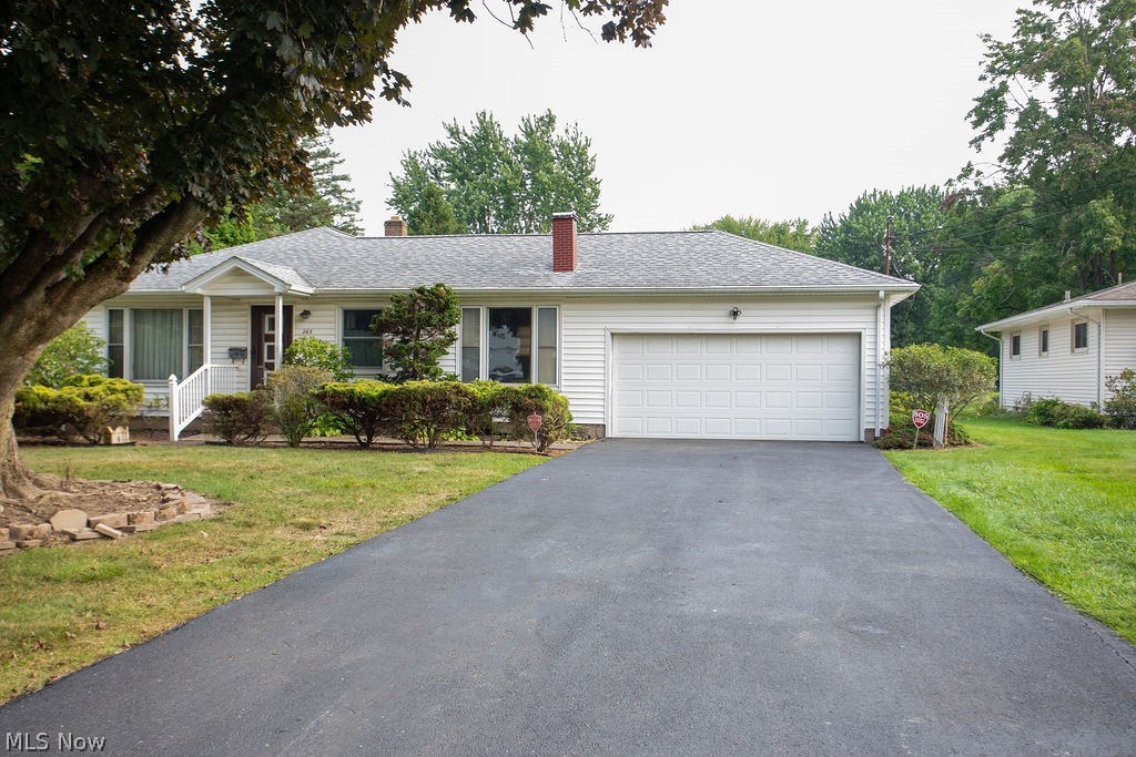 265 Richards Drive Property Photo 1