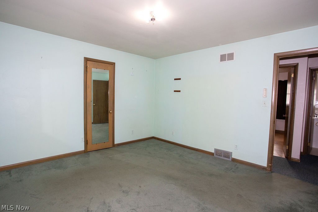 265 Richards Drive Property Photo 15