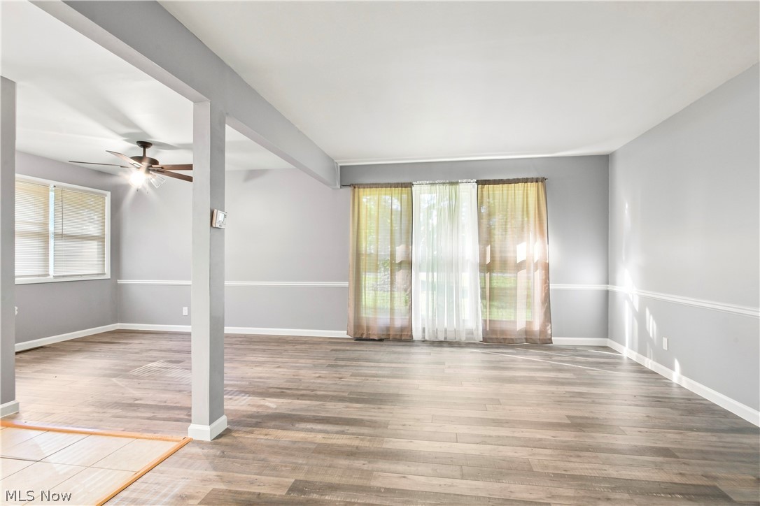4171 Riverside Drive Property Photo 8