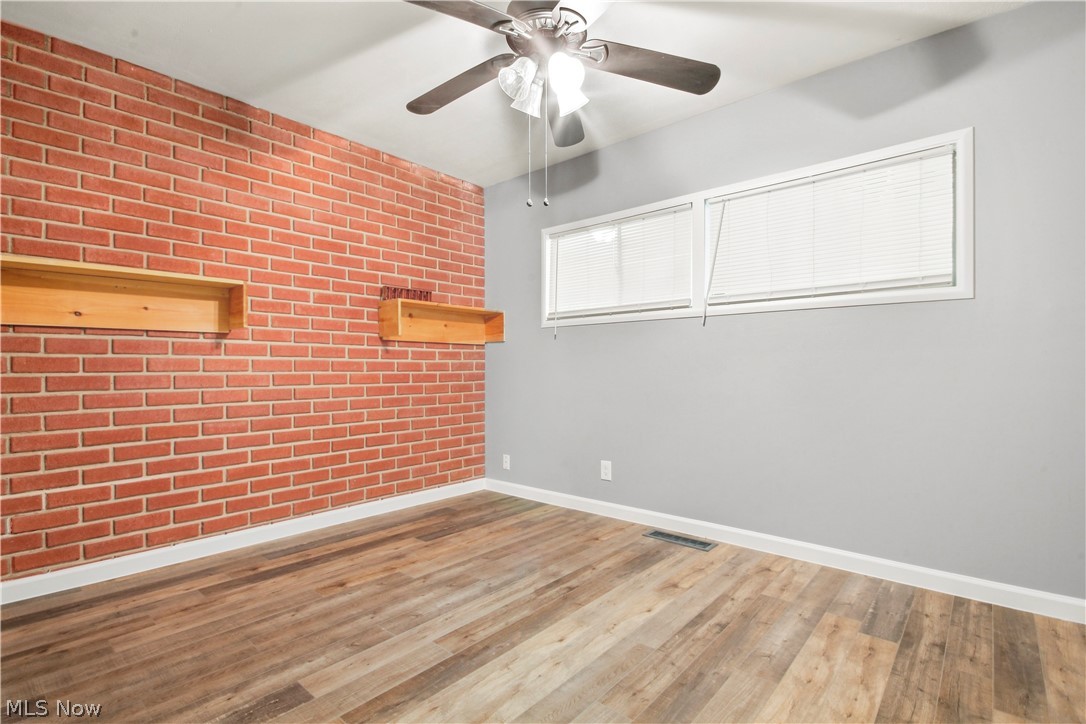 4171 Riverside Drive Property Photo 14
