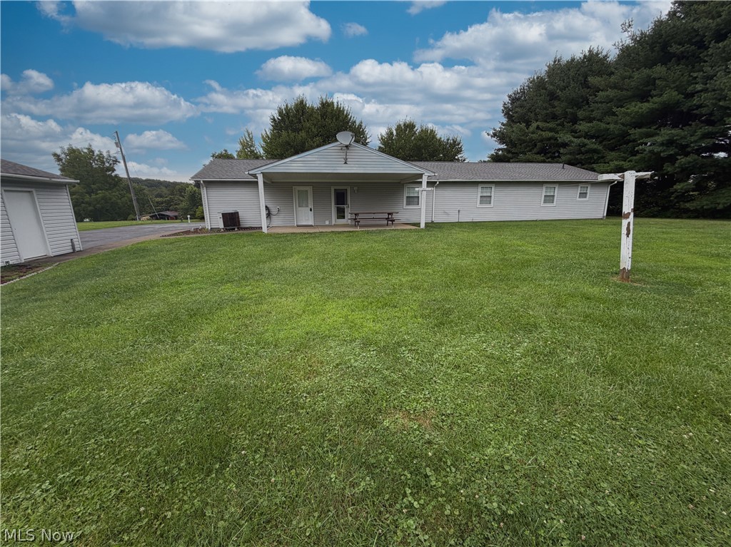 46567 Winston Drive Property Photo 10