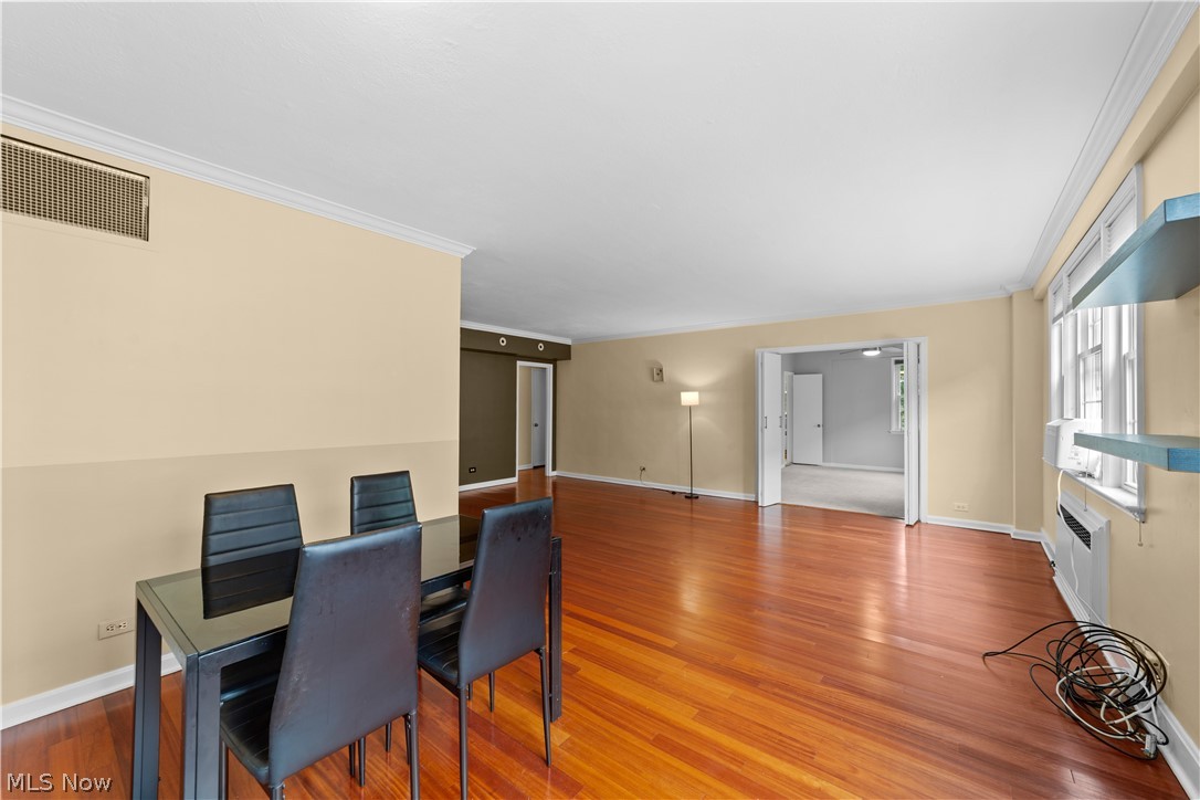 19015 Van Aken Boulevard 311 Property Photo 8