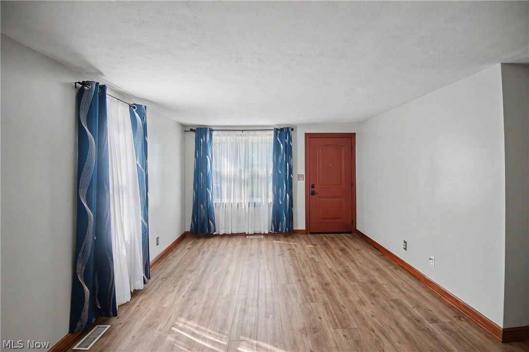 120 Centervale Avenue Property Photo 10