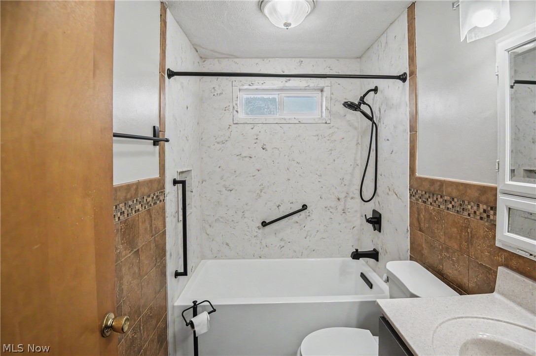 120 Centervale Avenue Property Photo 17