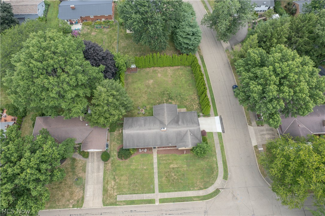731 Bachtel Street Se Property Photo 2