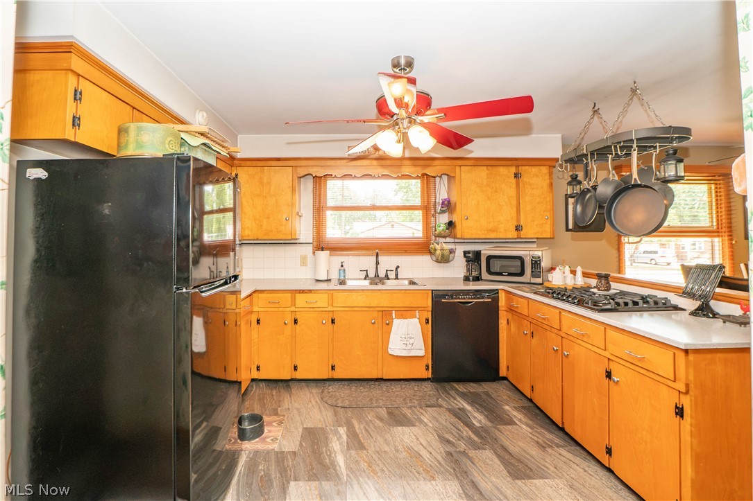 731 Bachtel Street Se Property Photo 10