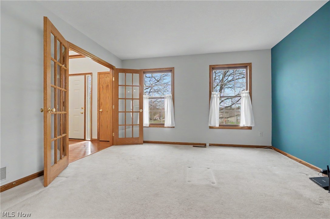 9498 Andrew Drive Property Photo 23