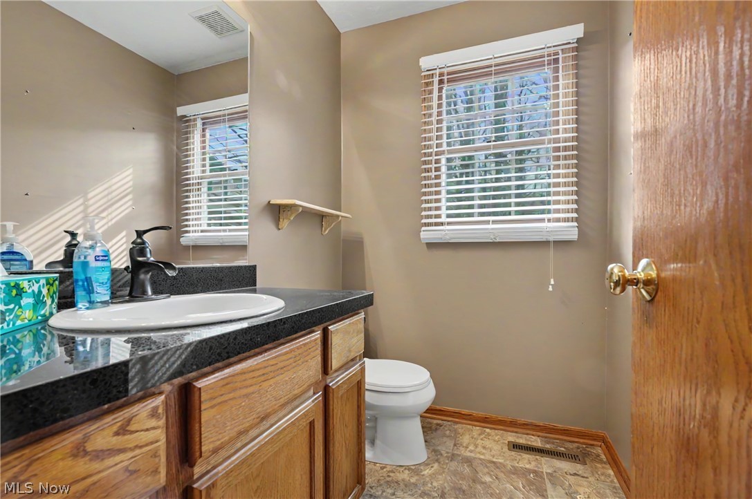 9498 Andrew Drive Property Photo 26