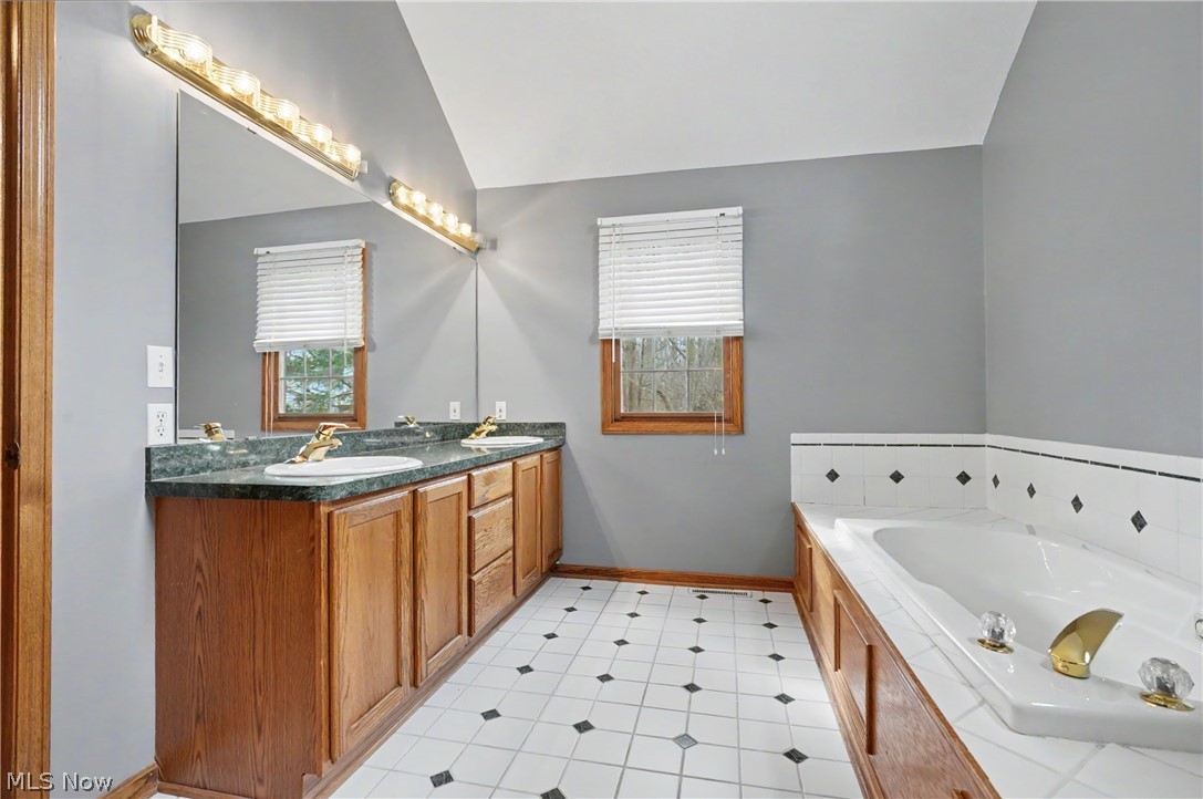 9498 Andrew Drive Property Photo 31