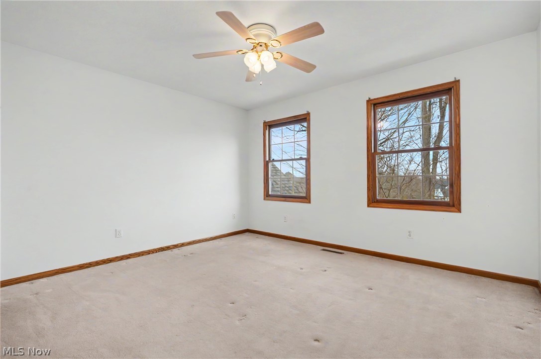9498 Andrew Drive Property Photo 35