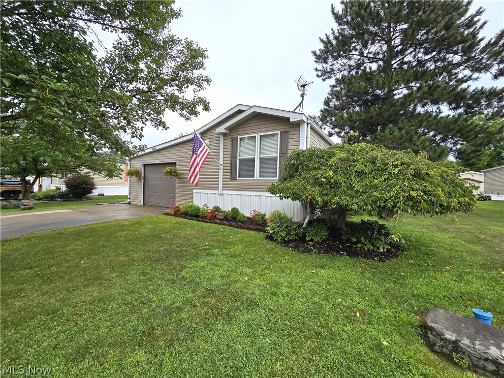 20 Apple Drive Property Photo 1