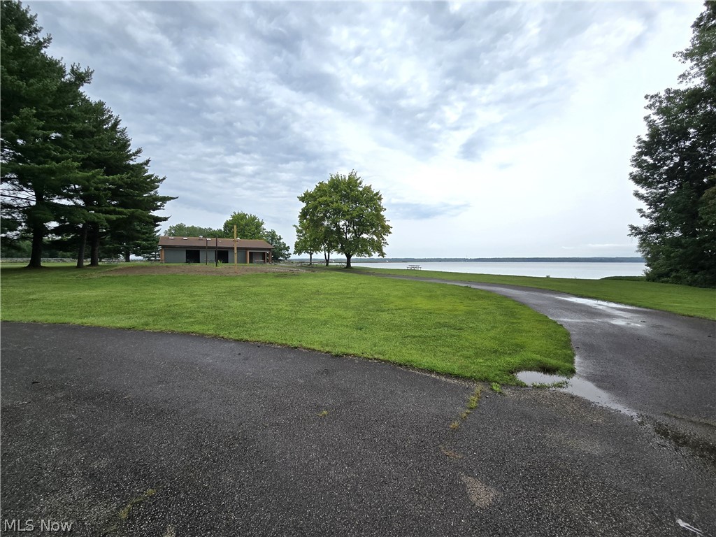 20 Apple Drive Property Photo 24