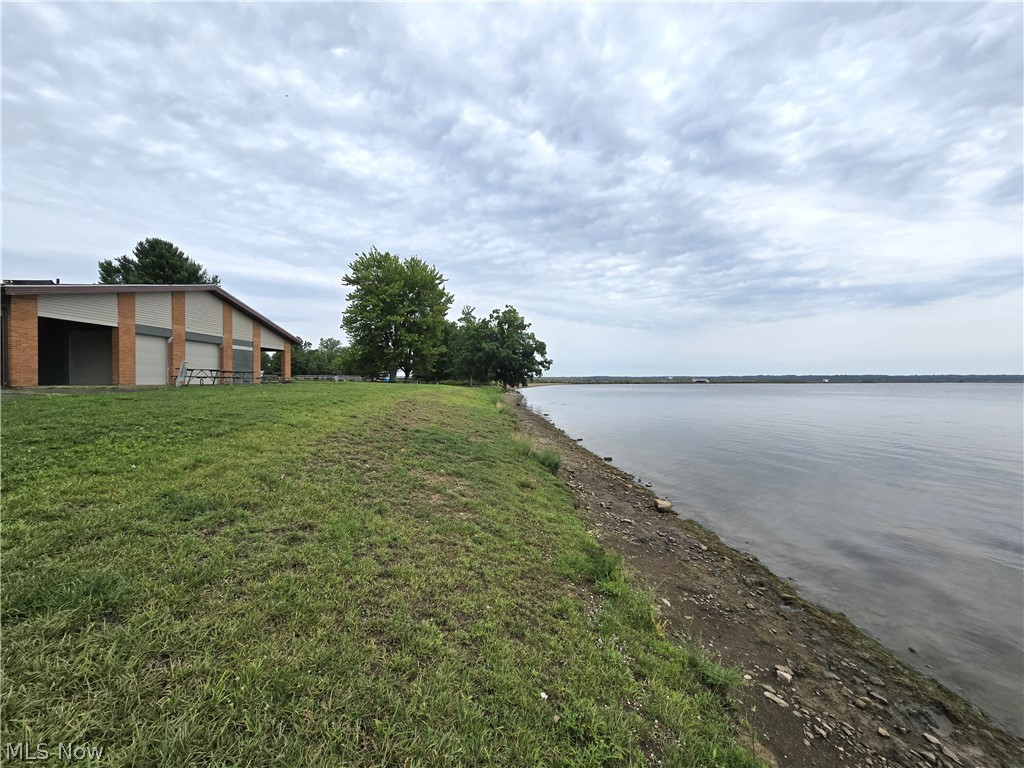 20 Apple Drive Property Photo 26
