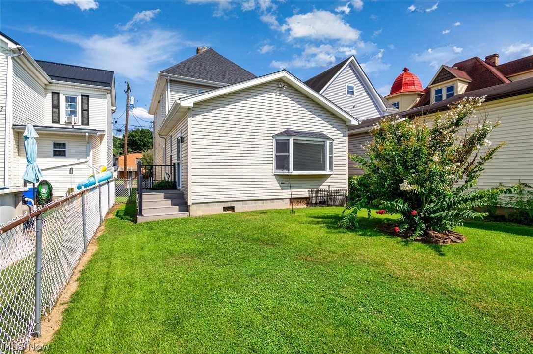 2017 Main Street Property Photo 4