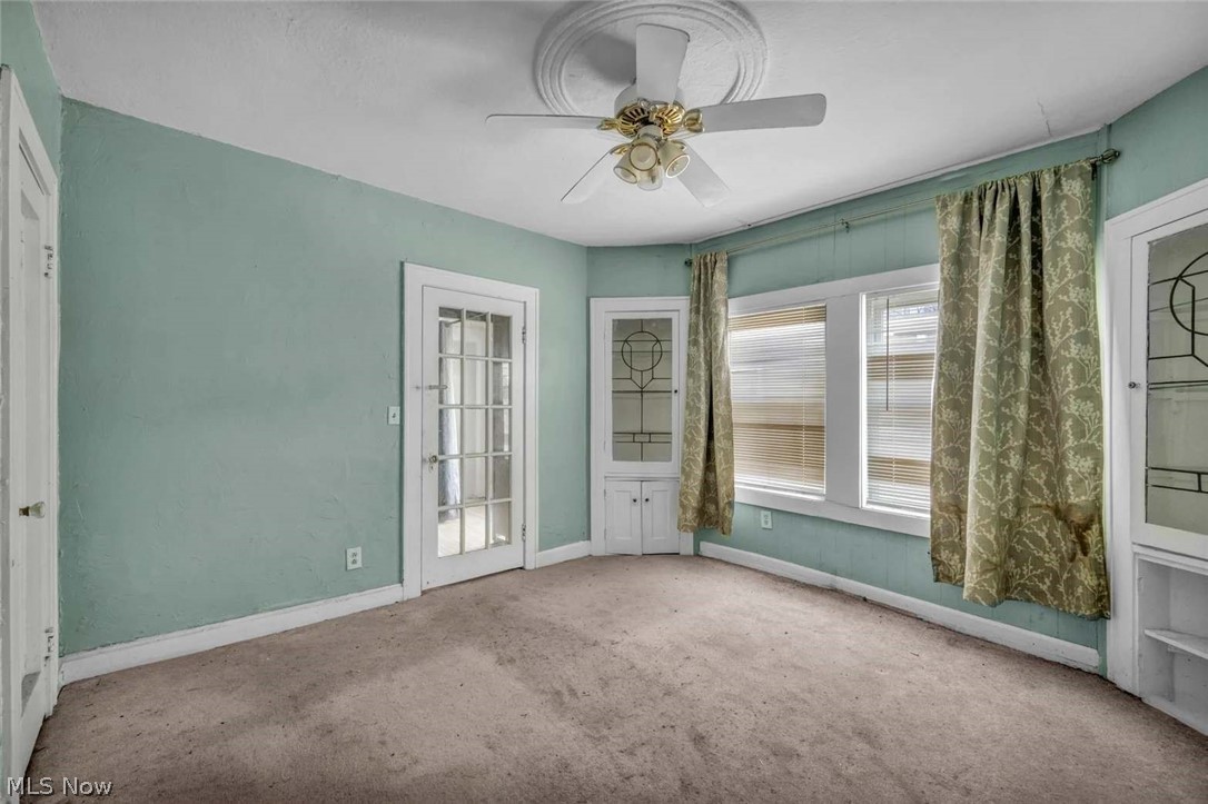 4439 State Road Property Photo 10