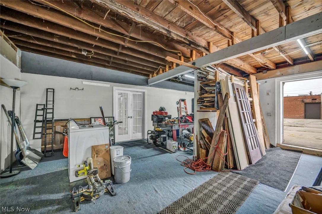 4439 State Road Property Photo 13