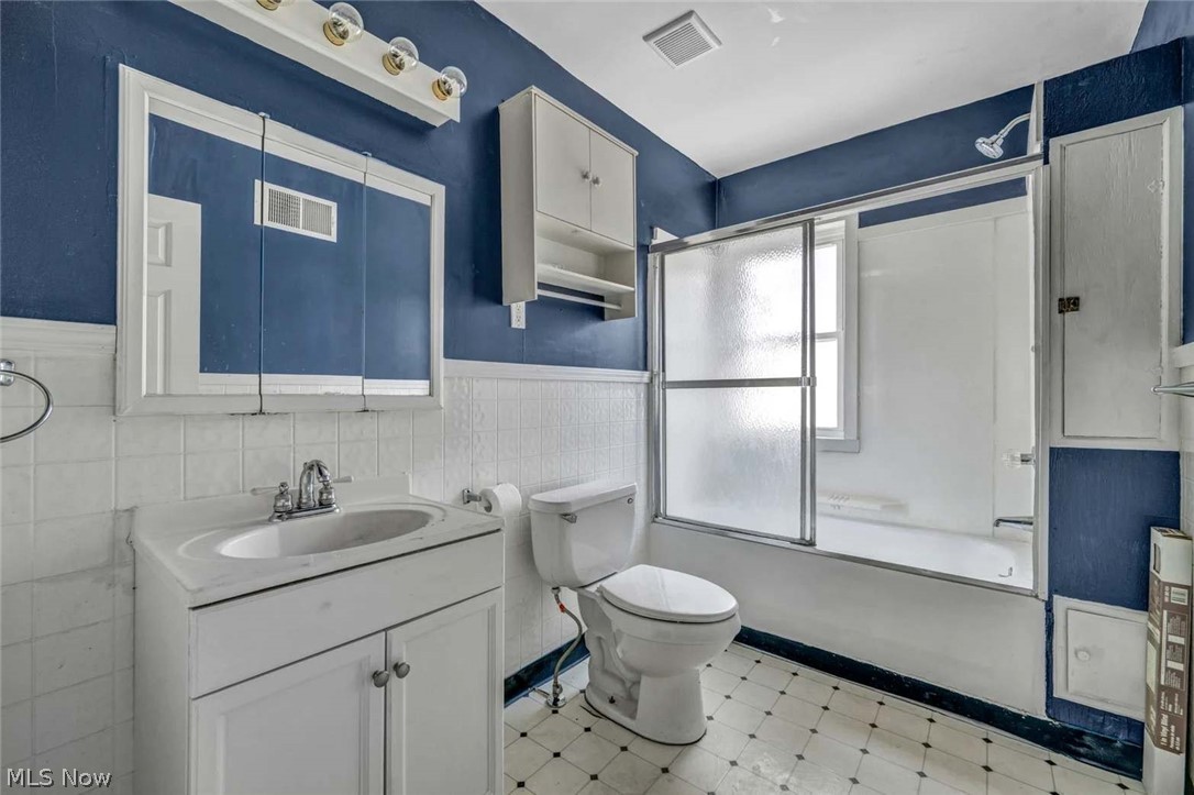 4439 State Road Property Photo 25