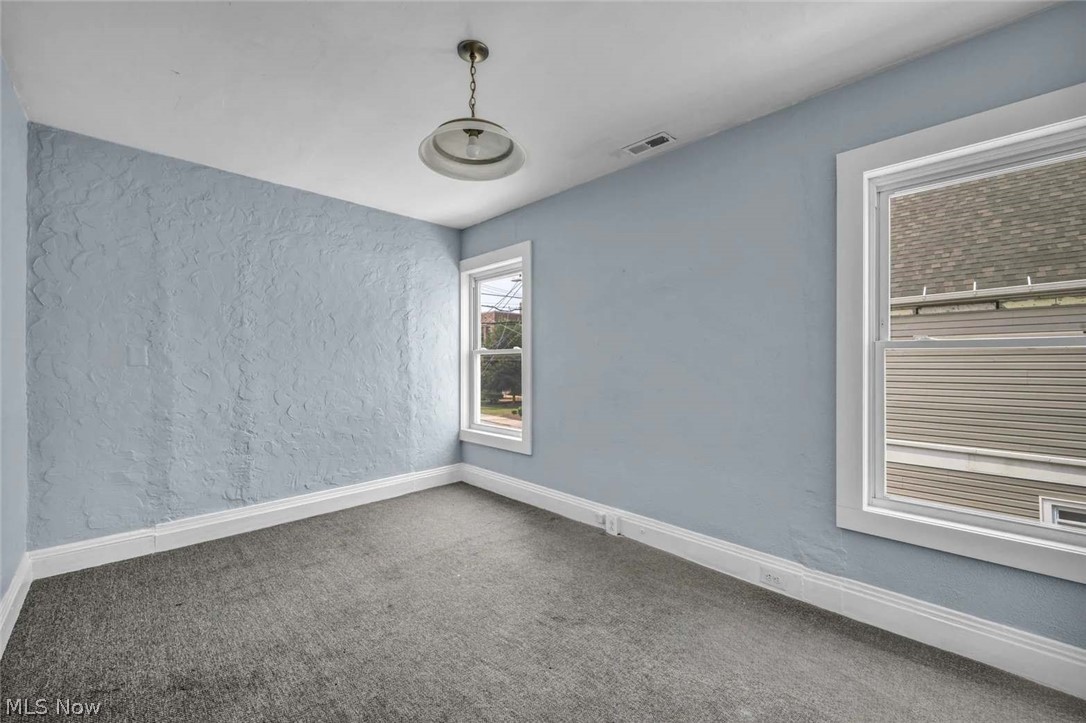 4439 State Road Property Photo 38