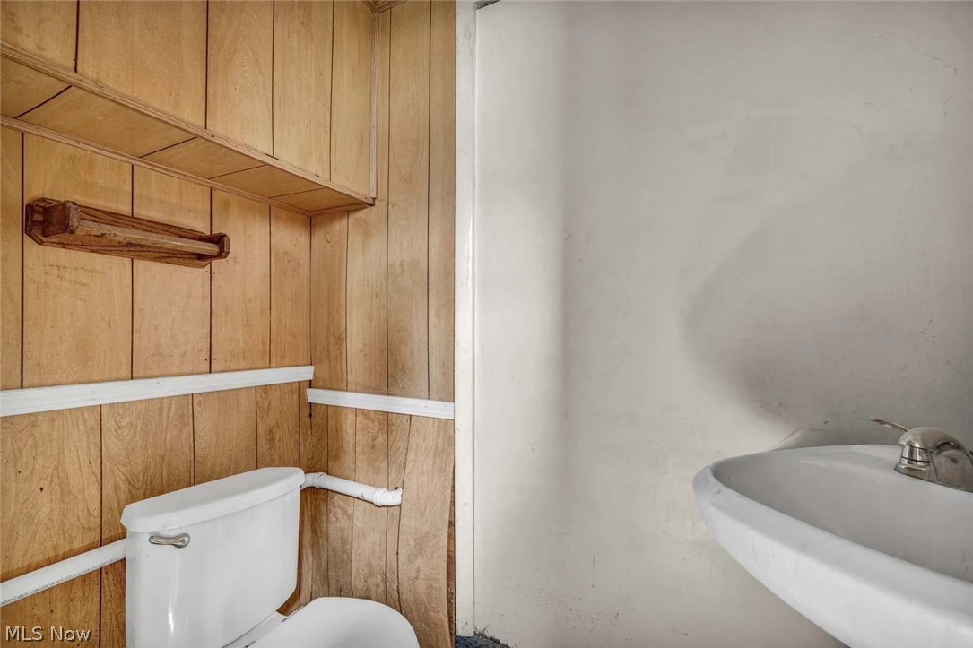 4439 State Road Property Photo 39