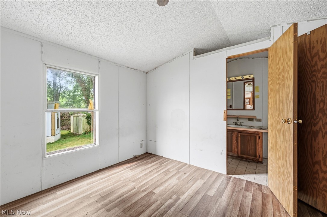 10938 Leader Road Property Photo 4