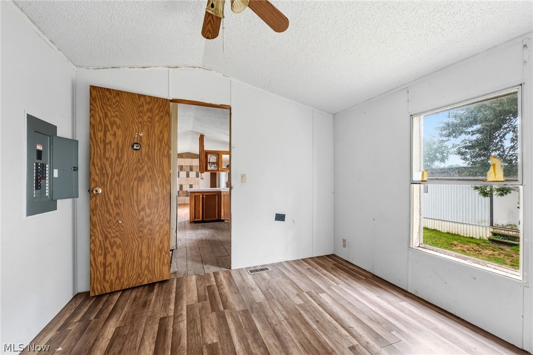 10938 Leader Road Property Photo 5