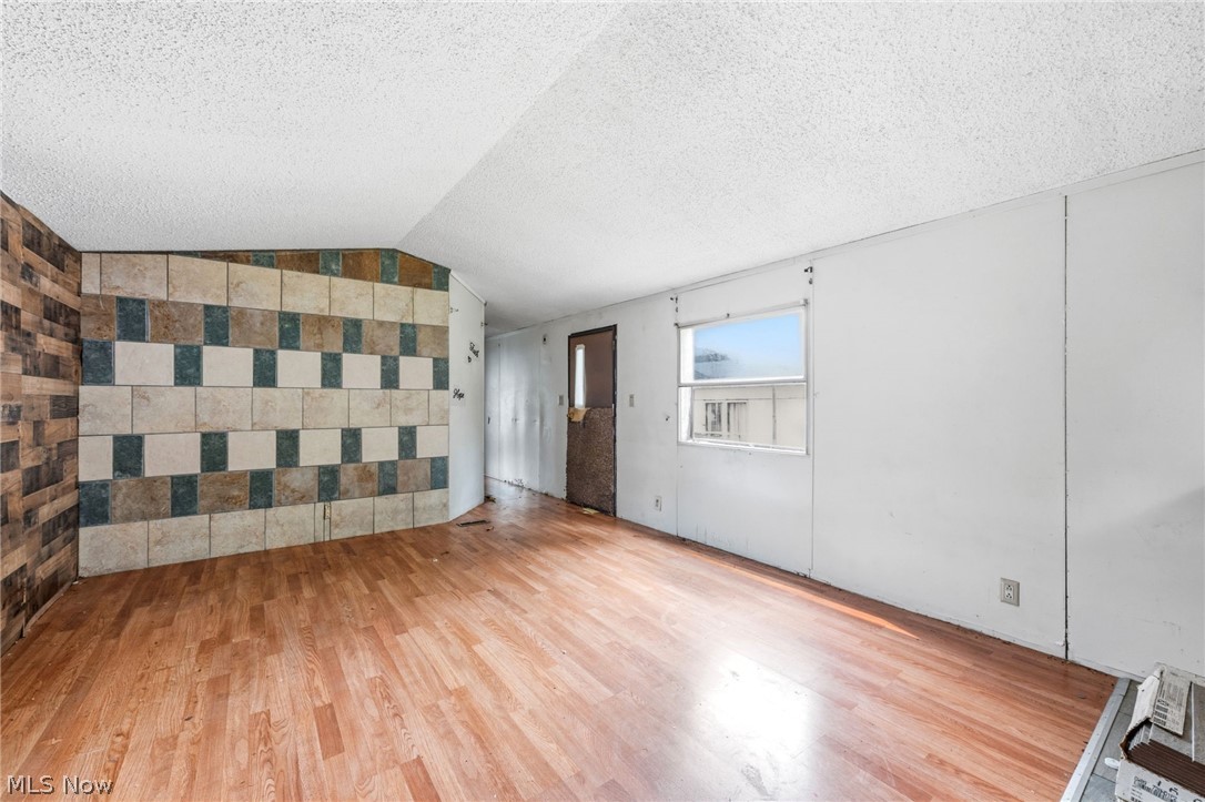 10938 Leader Road Property Photo 8