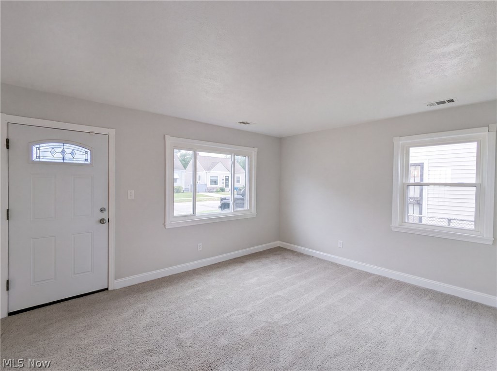 12722 Emery Avenue Property Photo 3