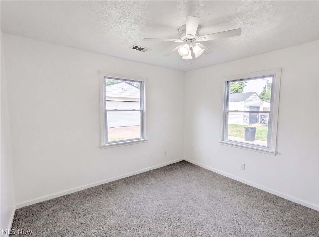 12722 Emery Avenue Property Photo 11