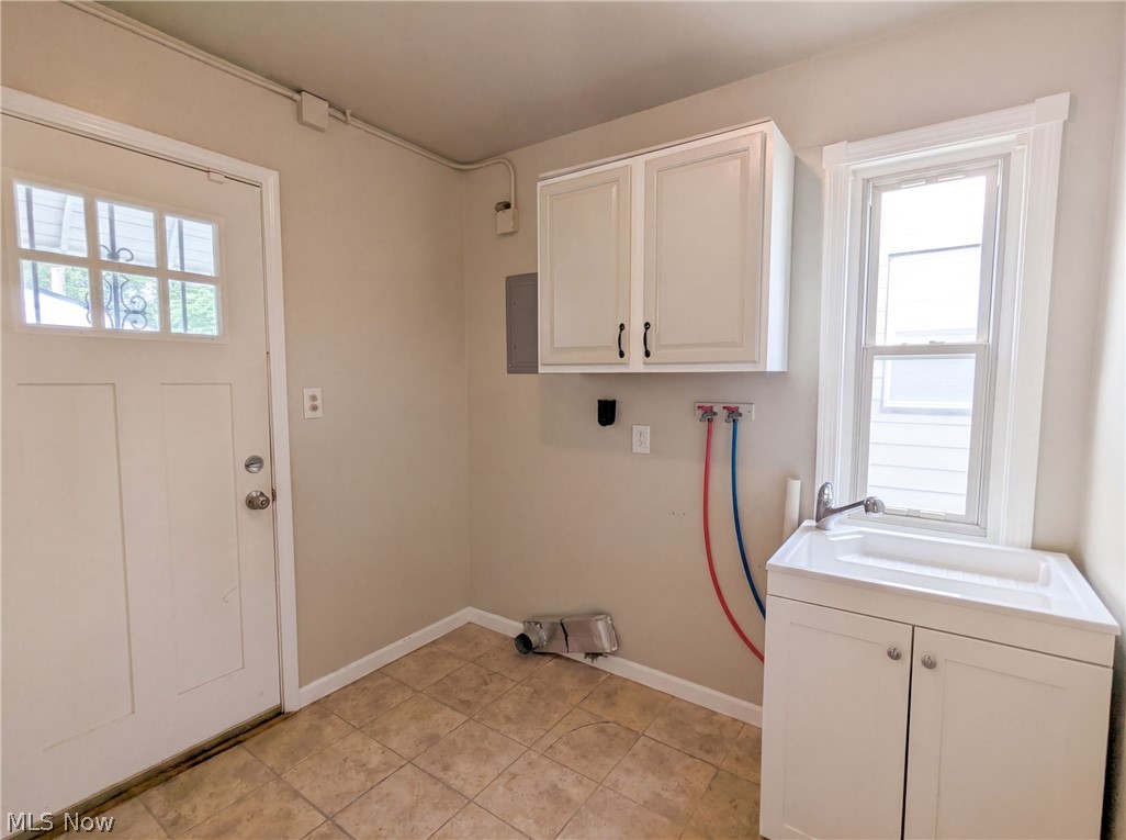 12722 Emery Avenue Property Photo 16
