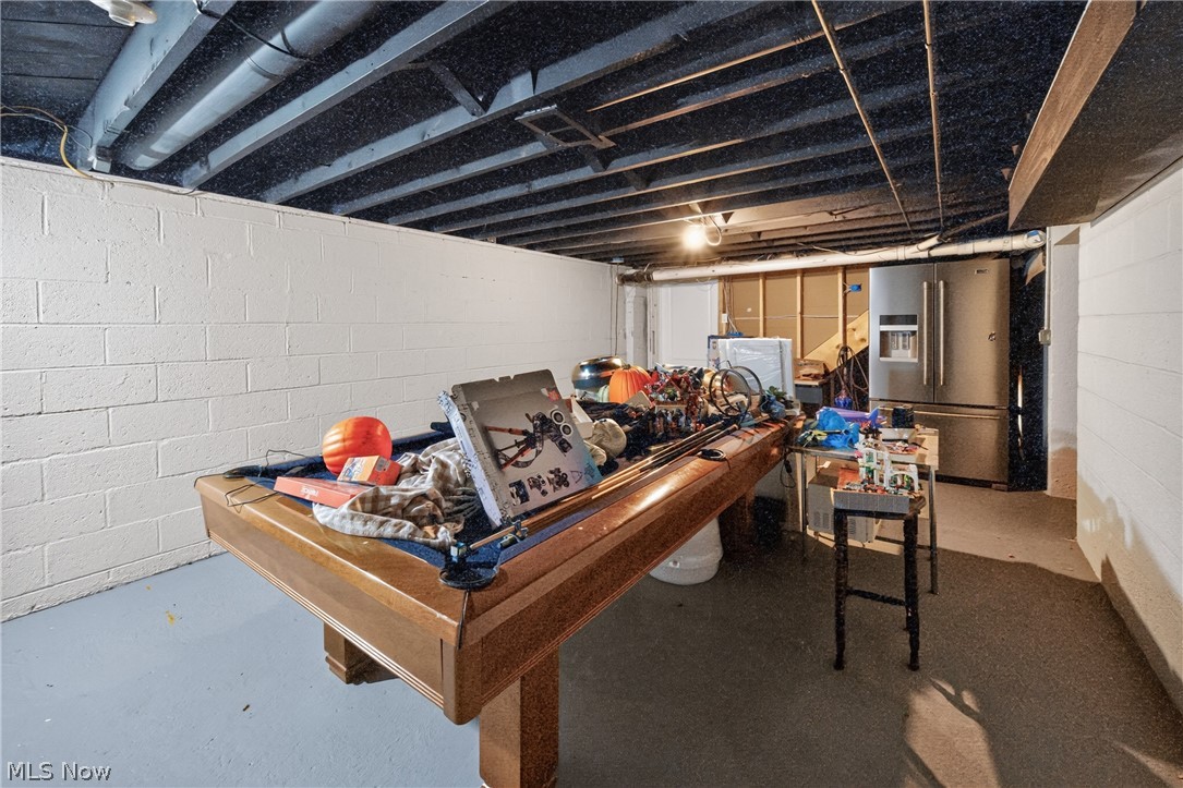 38385 Aurora Road Property Photo 18
