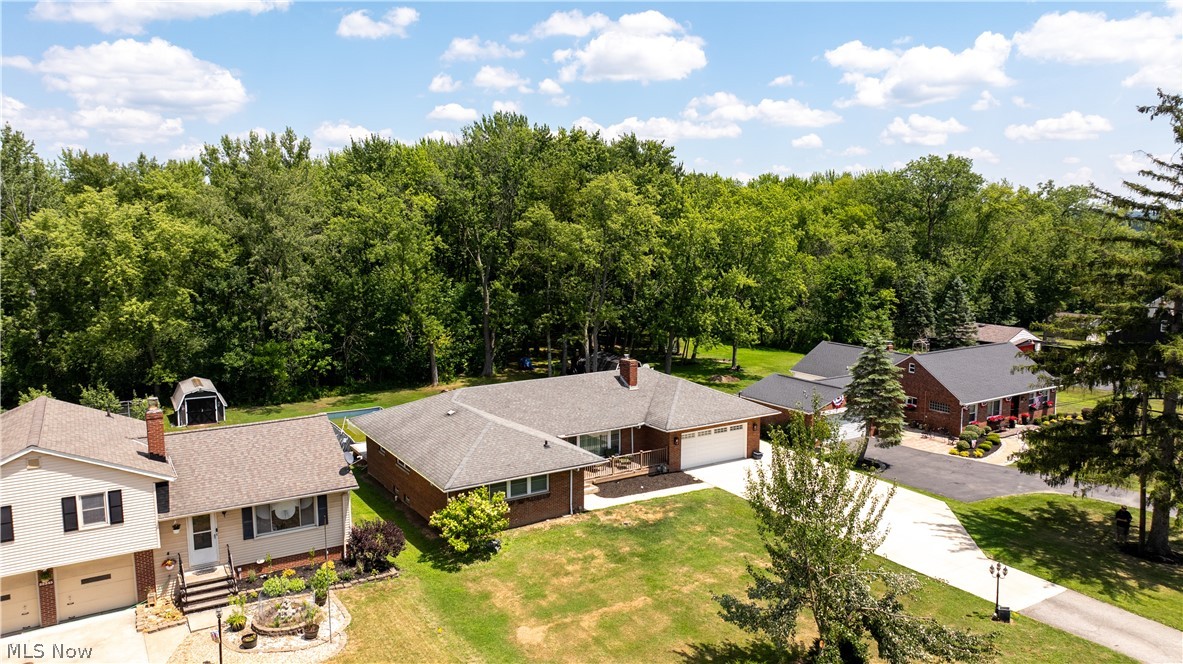 38385 Aurora Road Property Photo 26
