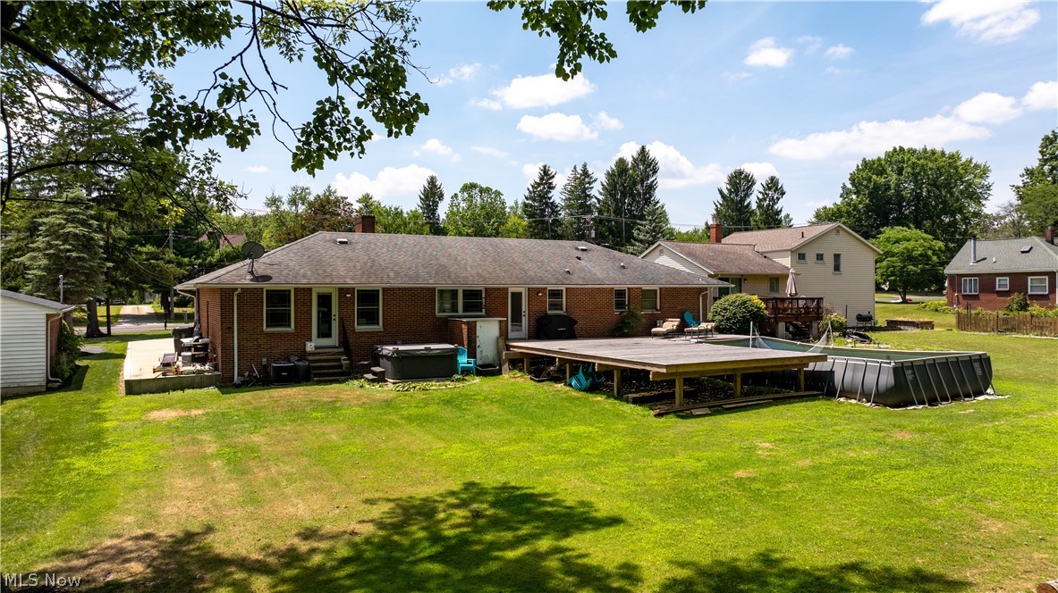 38385 Aurora Road Property Photo 28