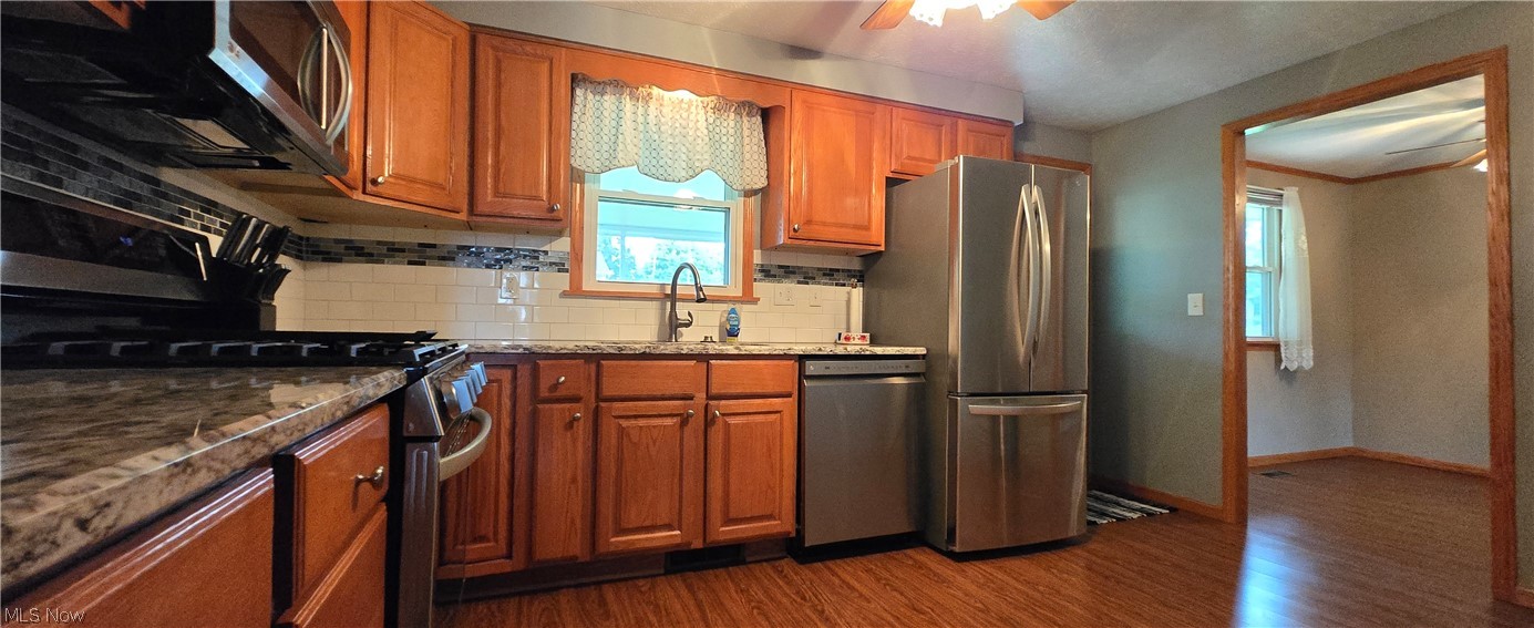 3002 Hinde Avenue Property Photo 8